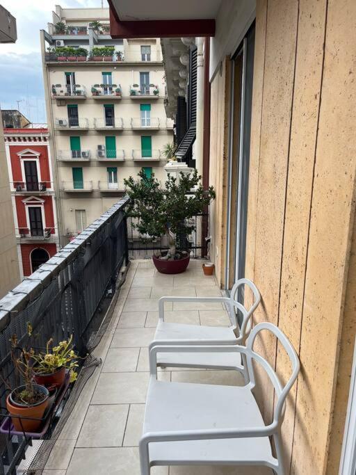 Umbertina Apartment Бари Экстерьер фото