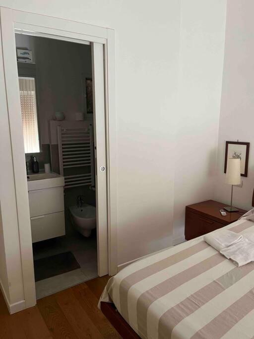 Umbertina Apartment Бари Экстерьер фото